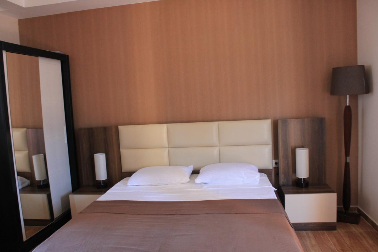 Seazone Hotel Sjekhvetili Eksteriør bilde