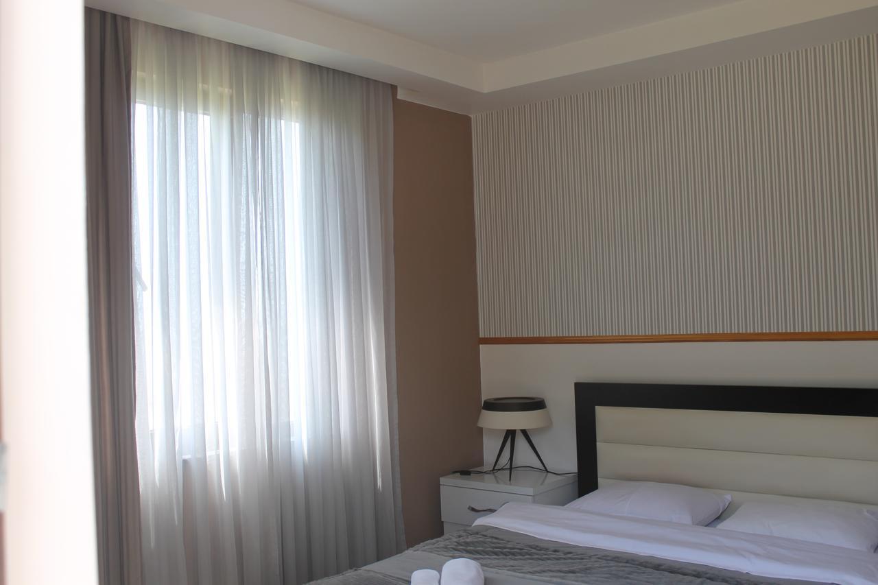 Seazone Hotel Sjekhvetili Eksteriør bilde