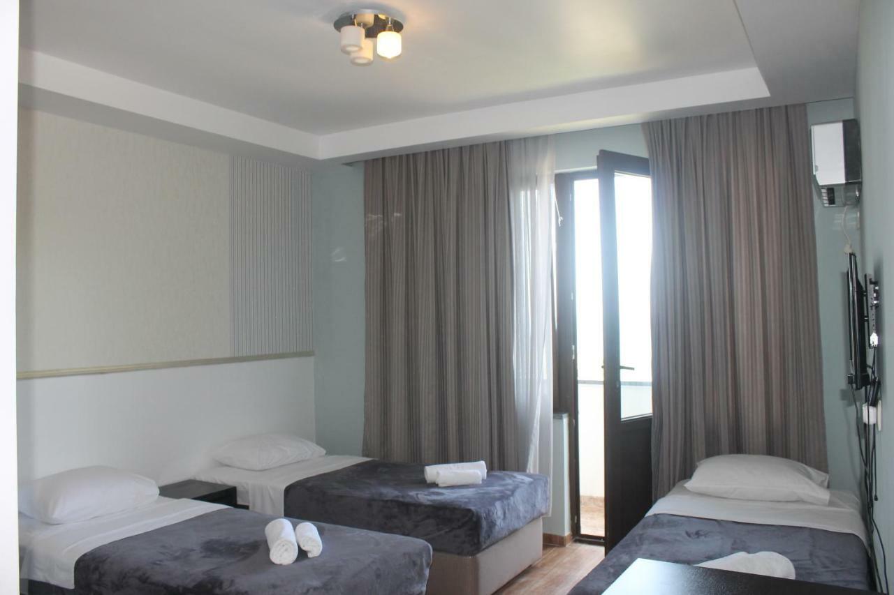 Seazone Hotel Sjekhvetili Eksteriør bilde